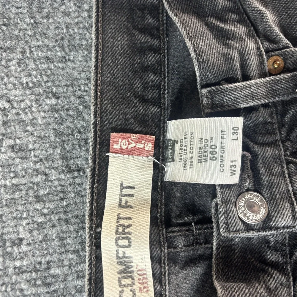 Vintage Levis 560 Jeans Mens 31x30 Gray Relaxed Tapered Denim Pants USA 90s‎